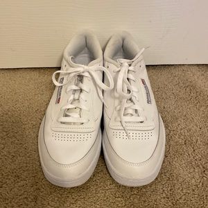 NWOT-Reebok Classic mens size 12 sneakers. Never worn.